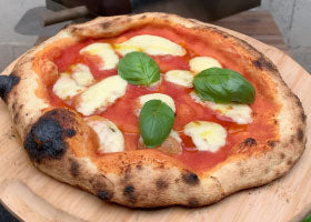 Pizza margherita